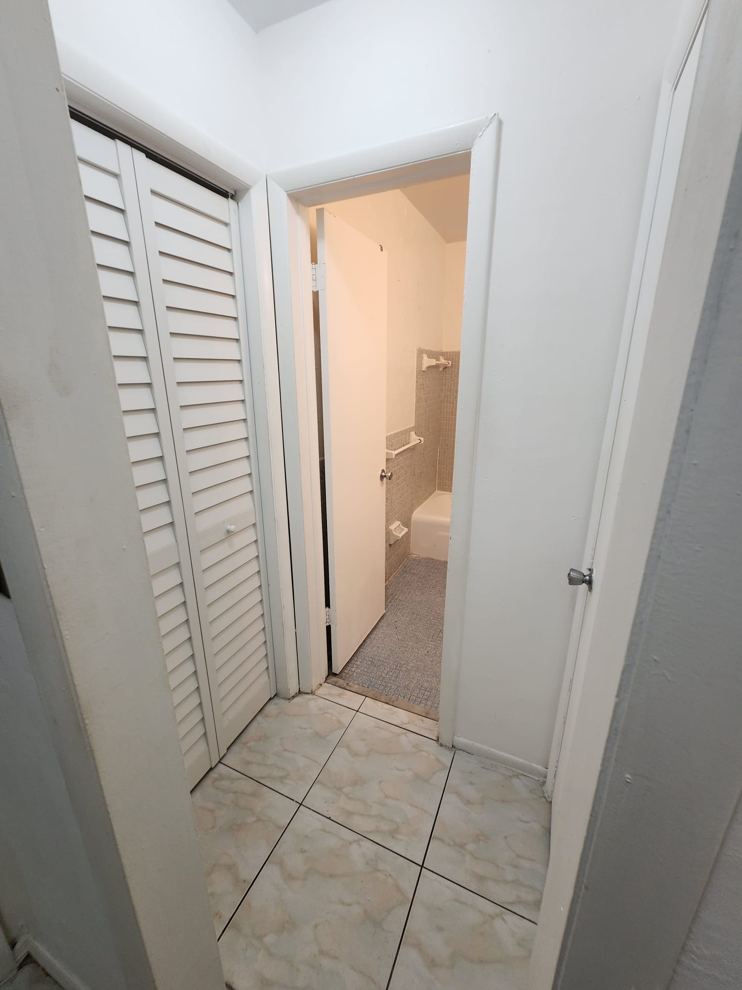 7211 Venetian St., #10