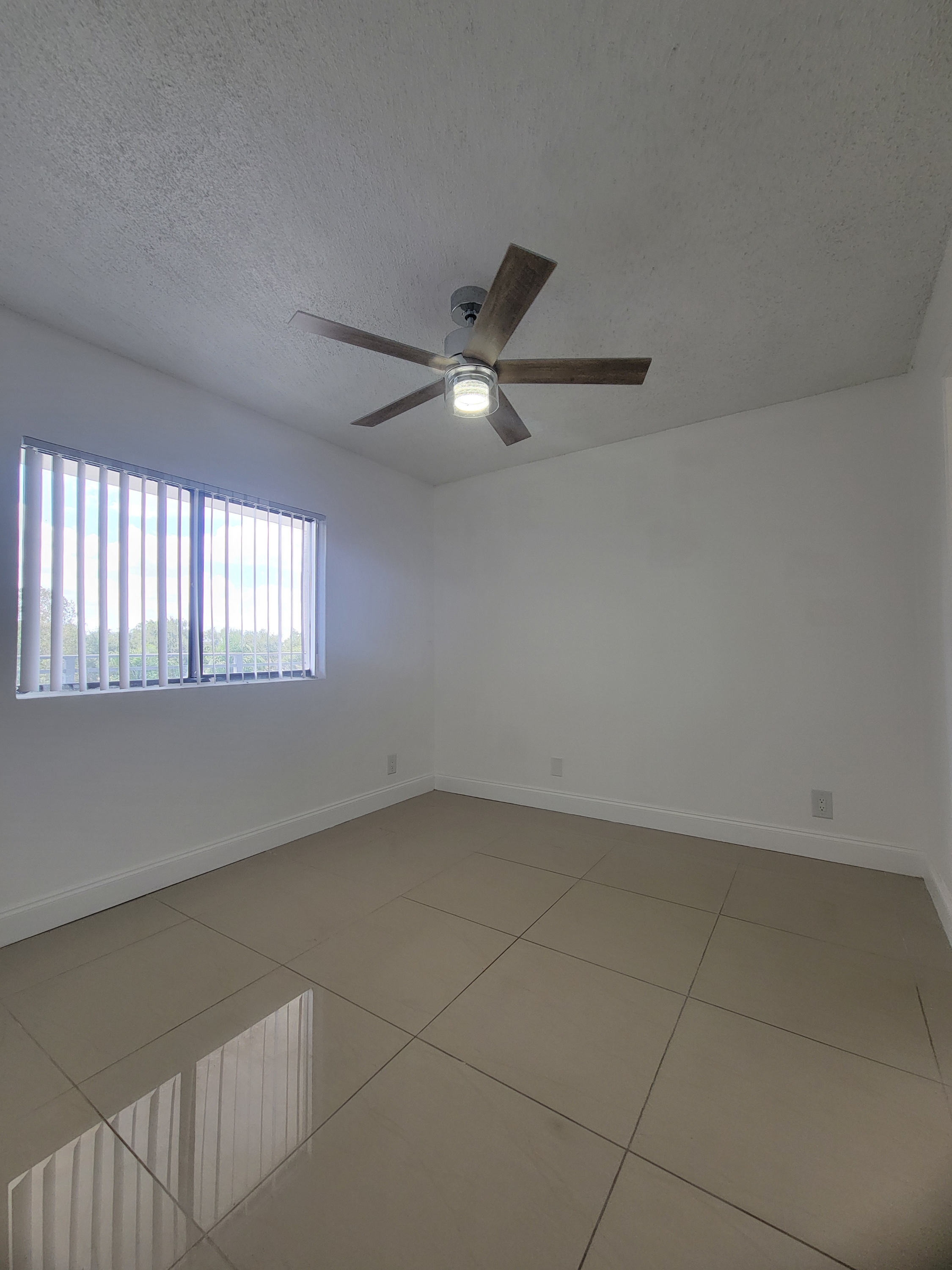 4101 N Hiatus Rd., #306